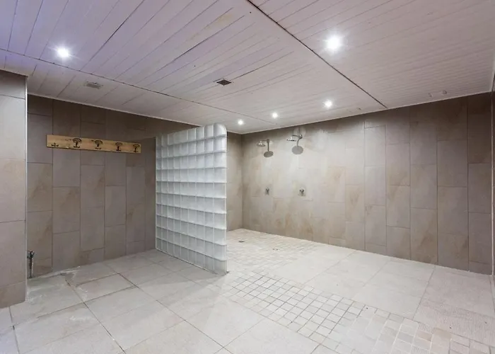 Alaska 7 130 M2 Balcony In Parking Apartman Val Thorens