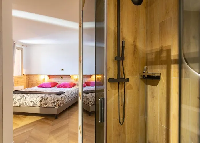 Alaska 7 130 M2 Balcony In Parking Val Thorens