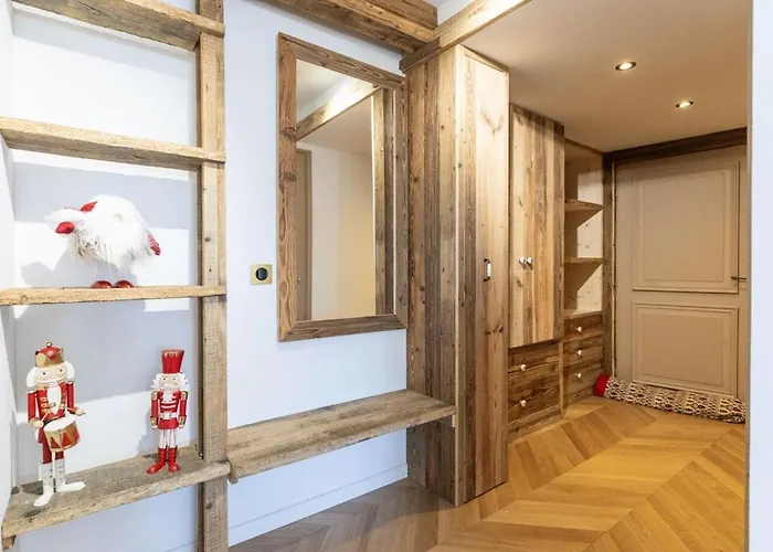 Alaska 7 130 M2 Balcony In Parking * Val Thorens